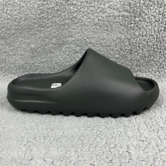 Adidas Yeezy Slide Onyx BlackSize 11Brand New (No Box)